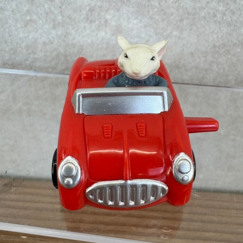 Stuart Little 2 Red Convertible Wind Up Toy 2002 Wendy's Movie Promo Collectible - Picture 2 of 7